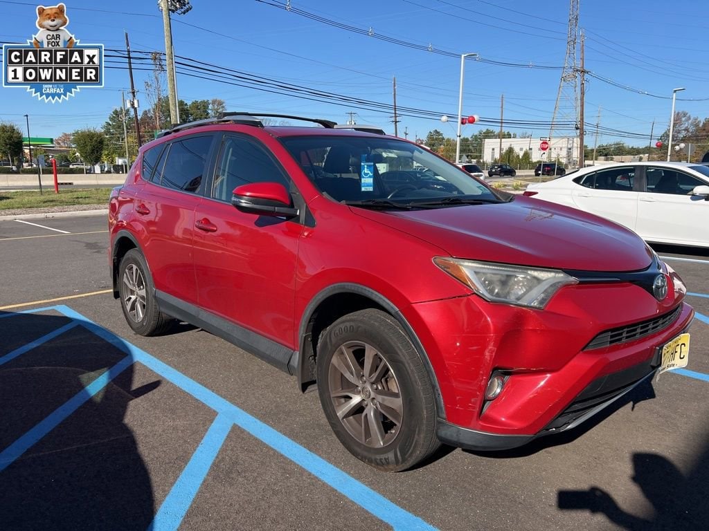 Thumbnail: 2016 Toyota RAV4 - 2
