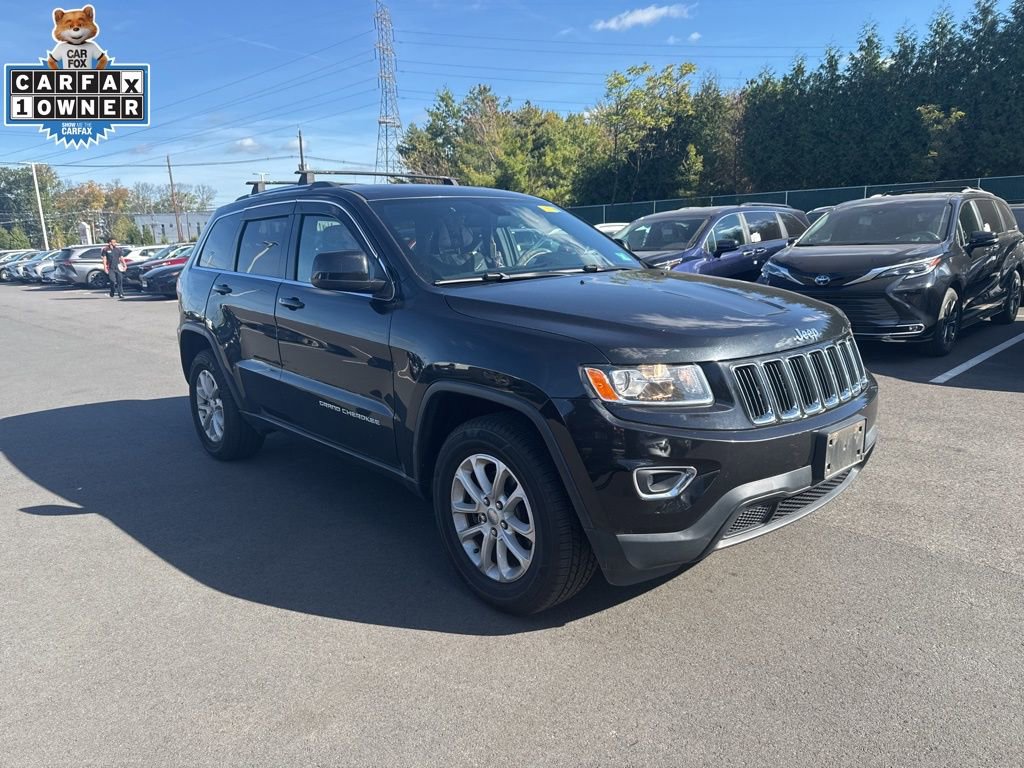 2016 Jeep Grand Cherokee Laredo photo 2