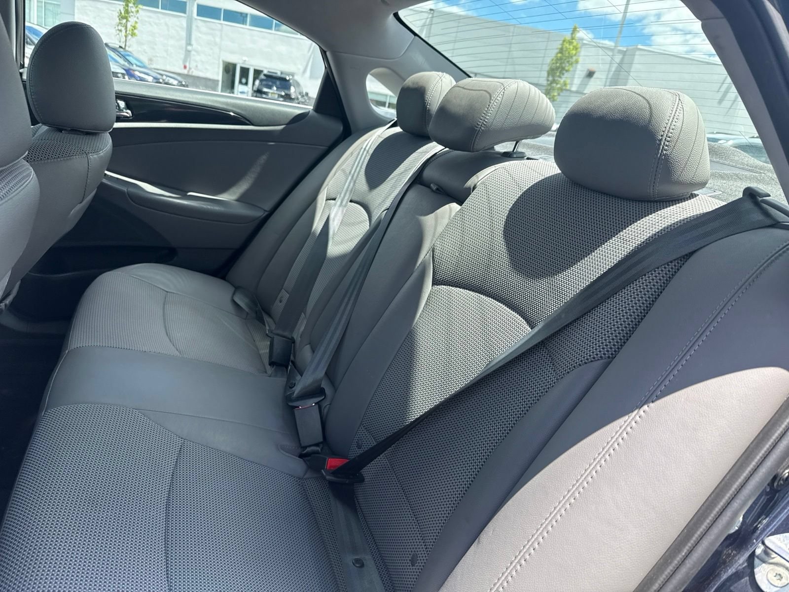 Thumbnail: 2014 Hyundai Sonata - 19