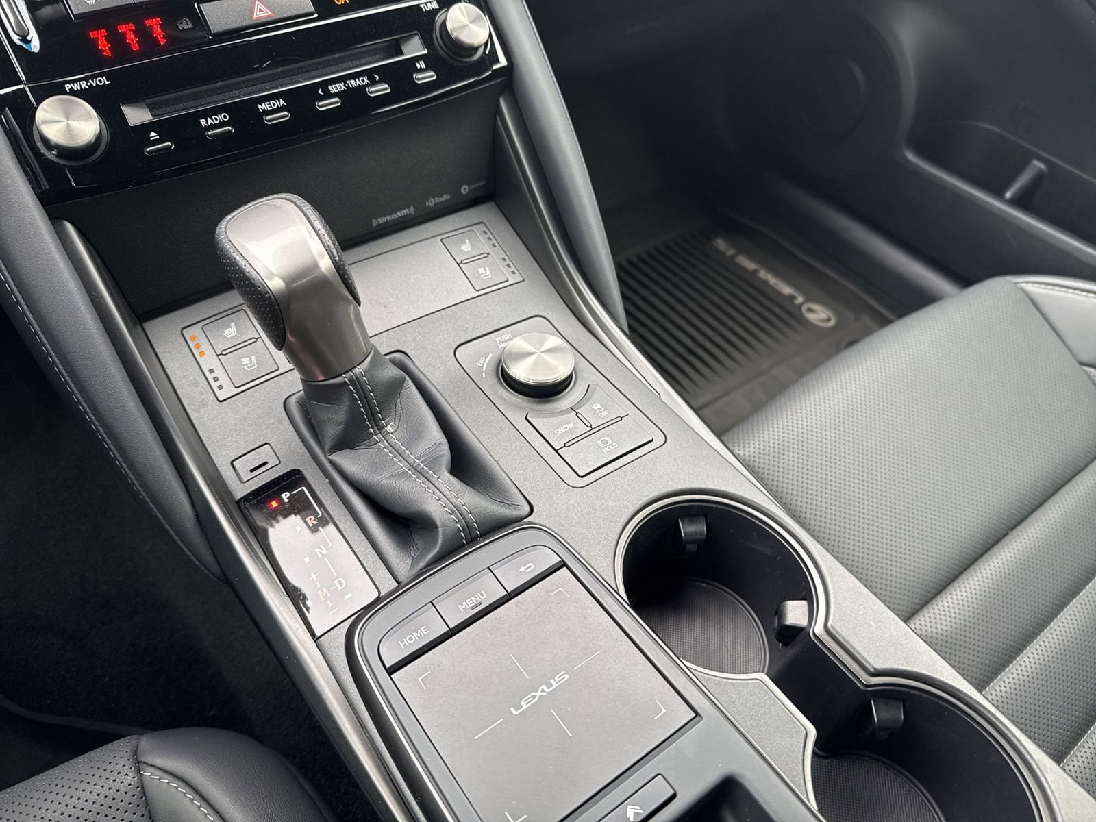 Thumbnail: 2023 Lexus IS - 30