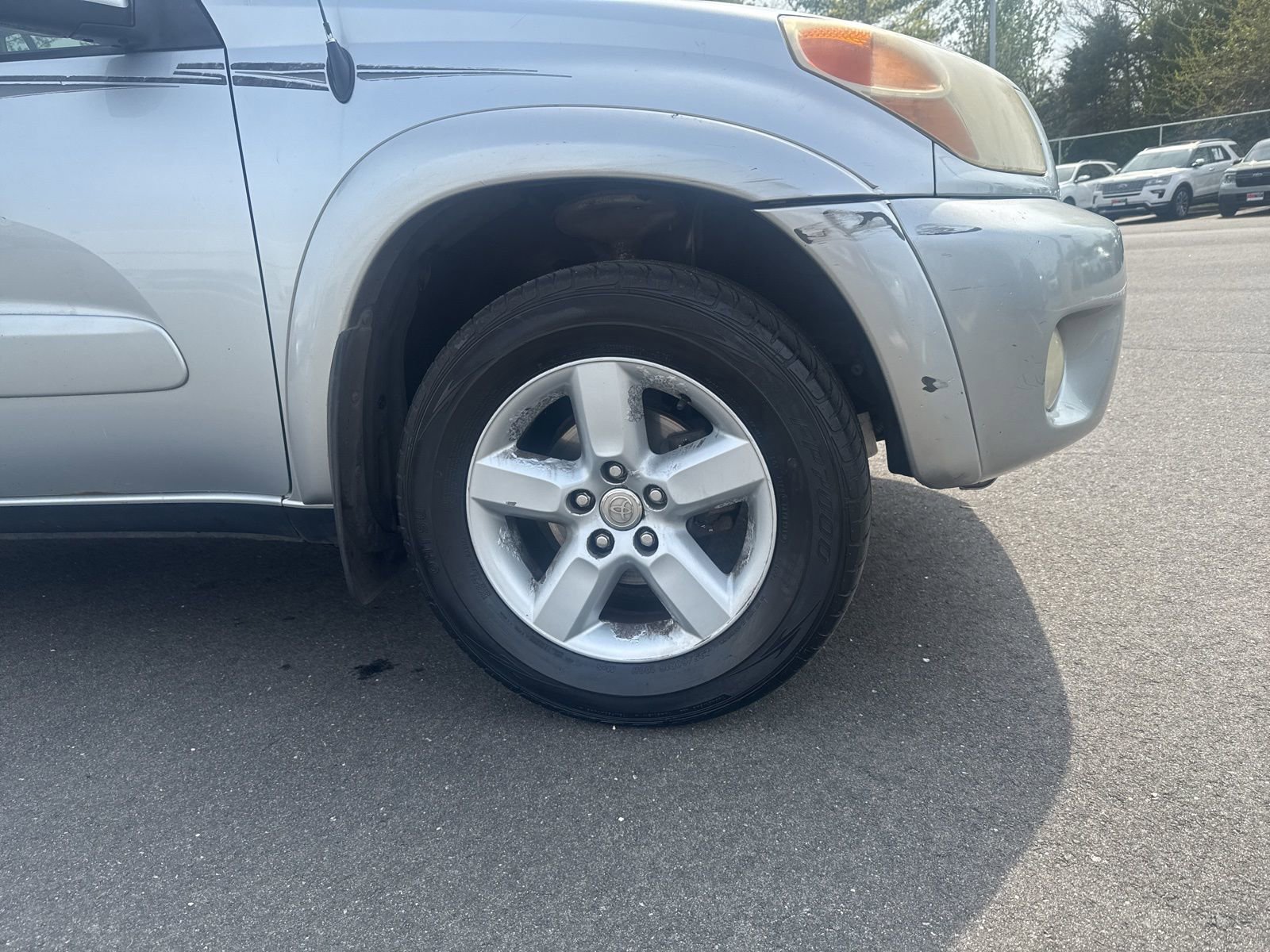 Thumbnail: 2005 Toyota RAV4 - 16