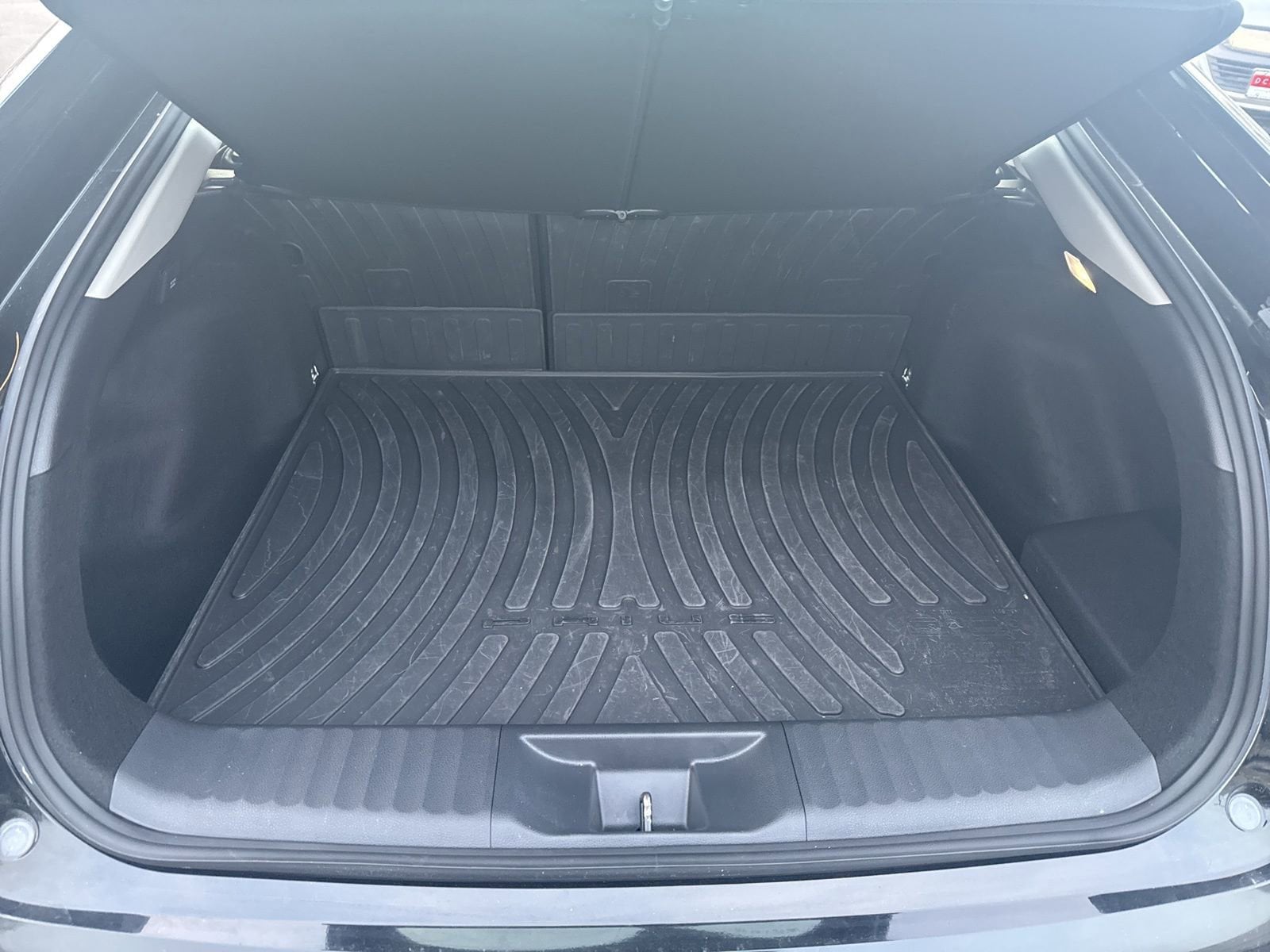 Thumbnail: 2023 Toyota Prius Prime - 16