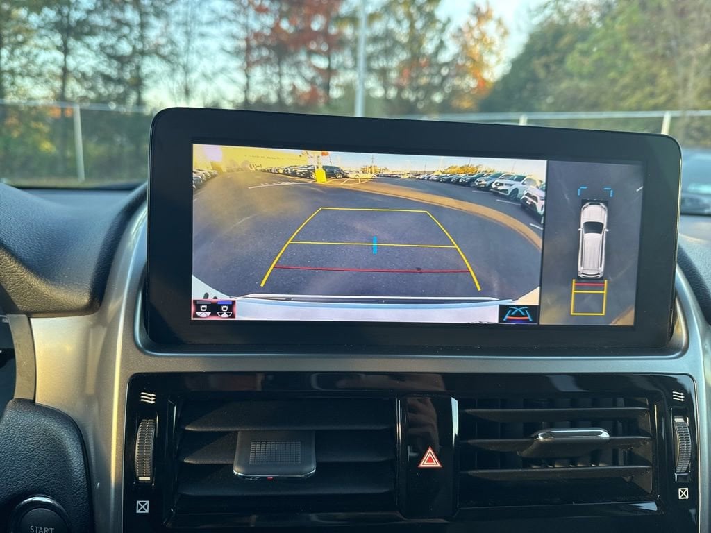 Thumbnail: 2022 Lexus GX - 27