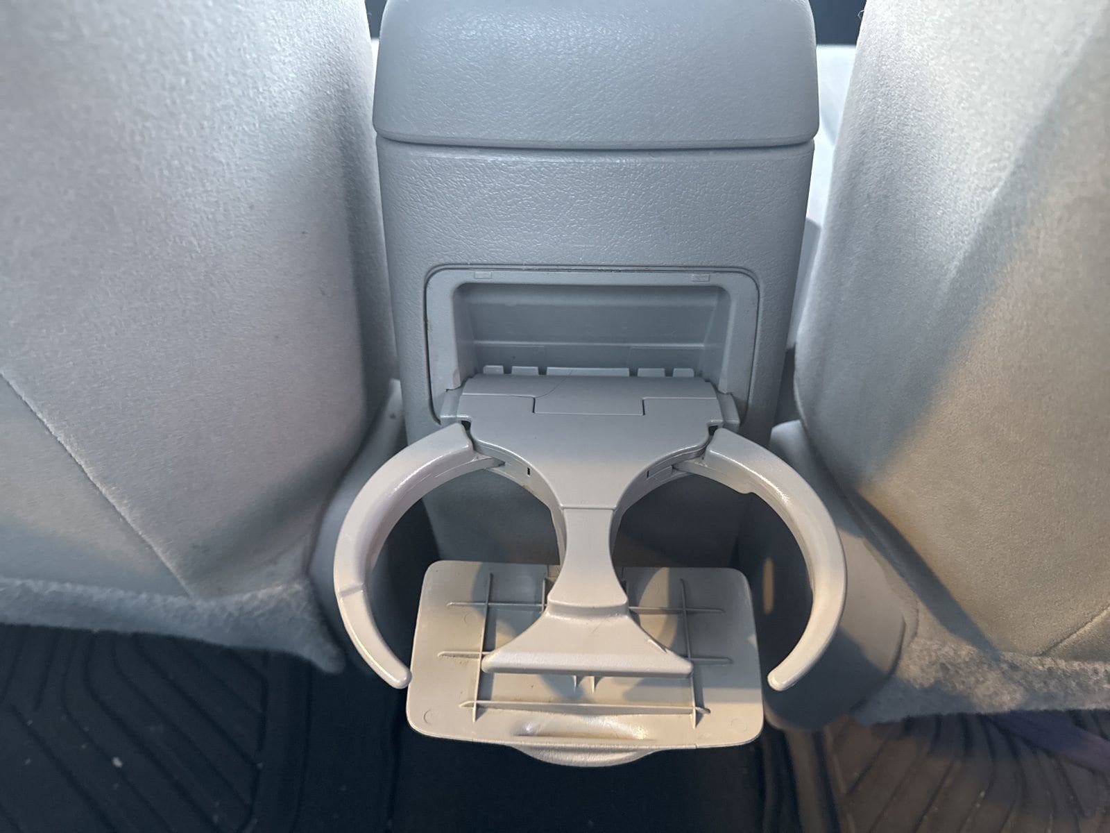 Thumbnail: 2013 Toyota Corolla - 24