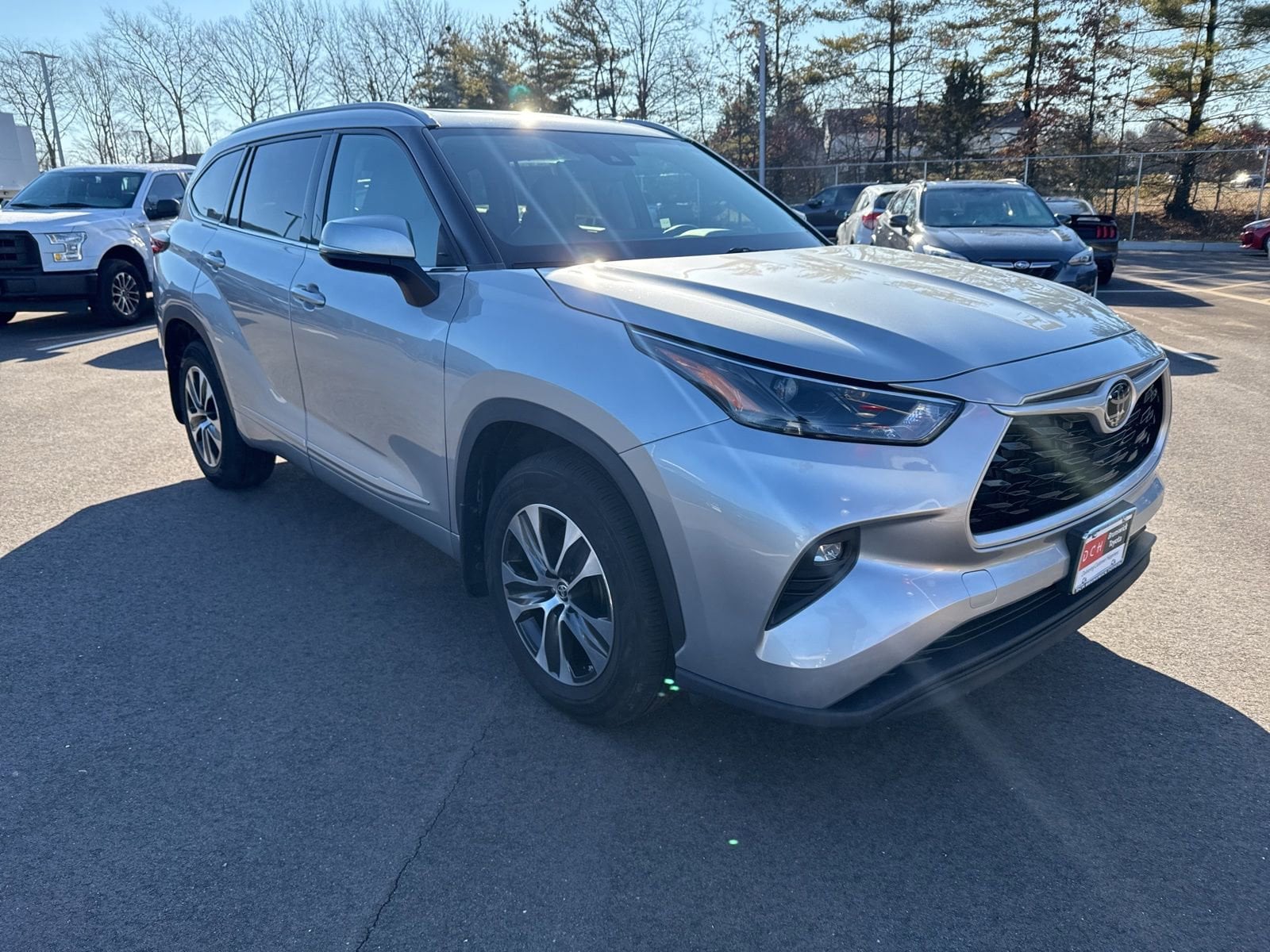 Thumbnail: 2022 Toyota Highlander - 3