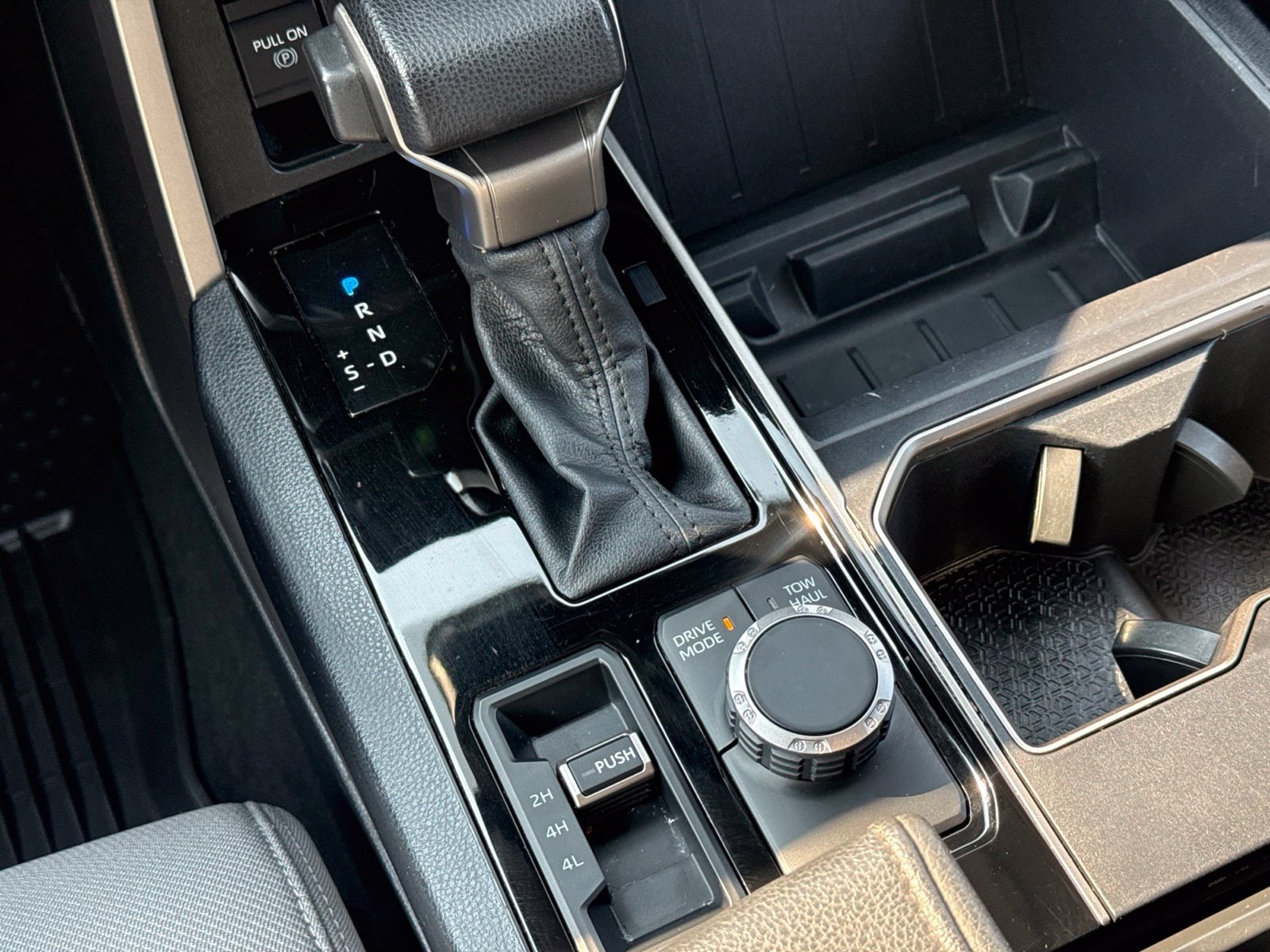 2024 Toyota Tundra SR5 - Photo 29