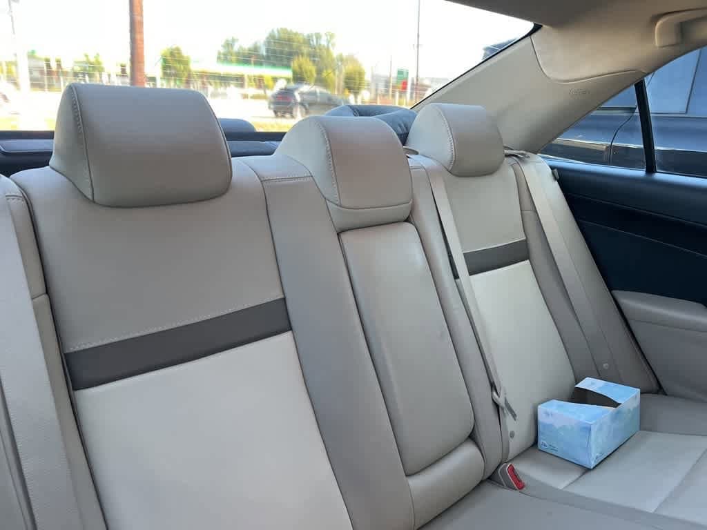 Thumbnail: 2013 Toyota Camry - 17
