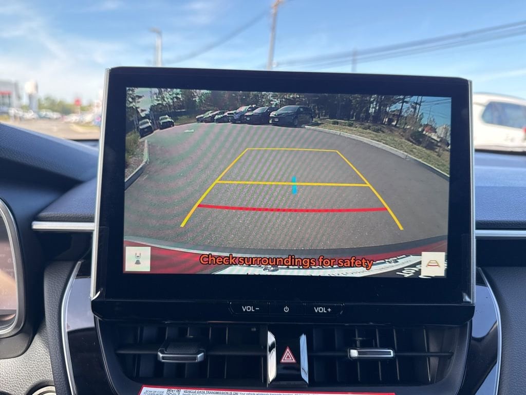 Thumbnail: 2026 Toyota Corolla Cross - 18