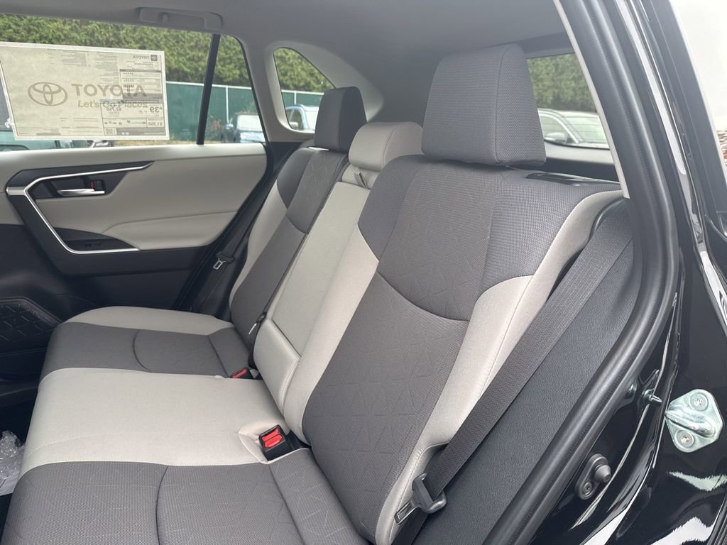 Thumbnail: 2025 Toyota RAV4 - 12