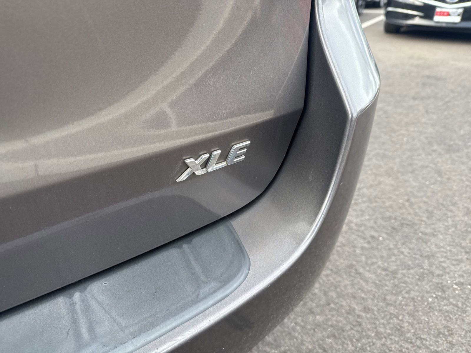 Thumbnail: 2016 Toyota Sienna - 15