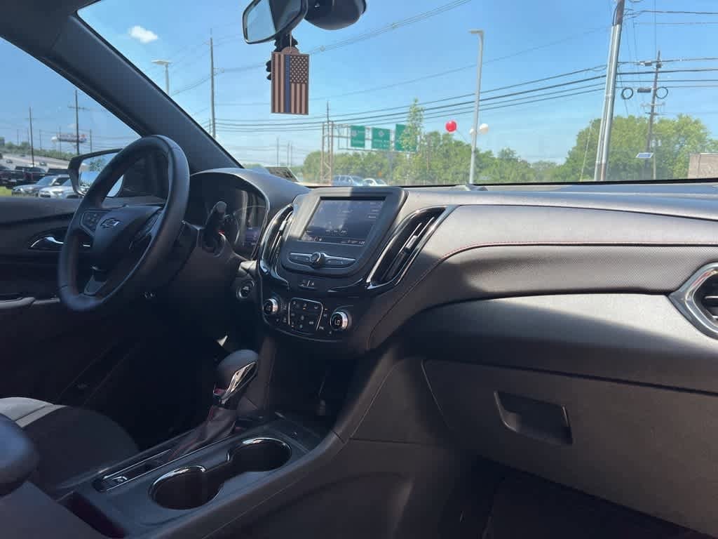 Thumbnail: 2023 Chevrolet Equinox - 16