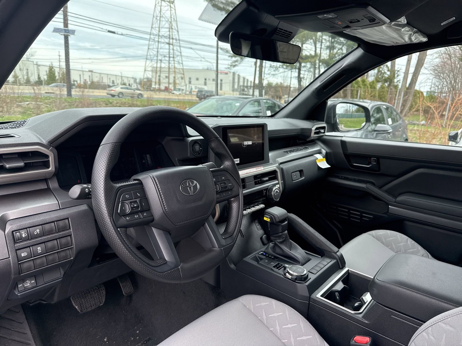 2026 Toyota Tacoma SR5 - Photo 11