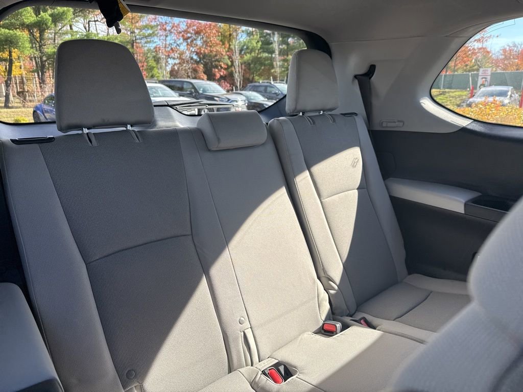 Thumbnail: 2026 Toyota Grand Highlander - 17