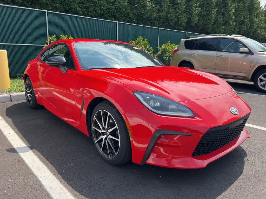 Thumbnail: 2022 Toyota GR86 - 2