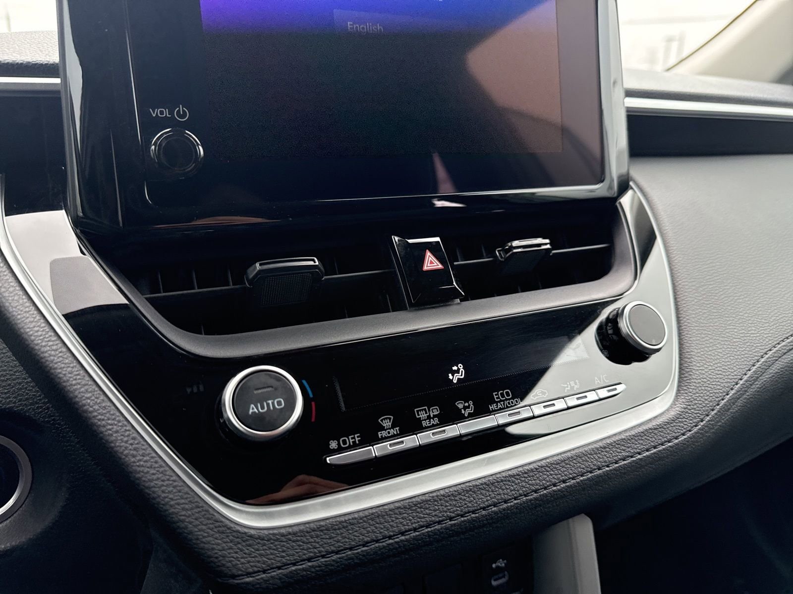 Thumbnail: 2023 Toyota Corolla Cross - 26