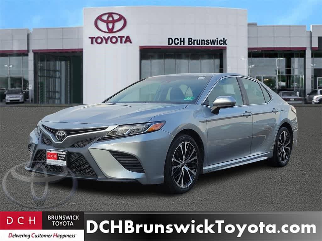 2018 Toyota Camry SE -
                North Brunswick Township, NJ