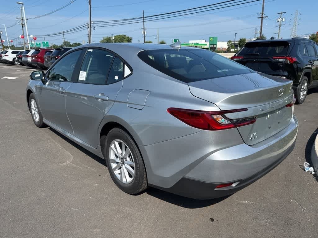 Thumbnail: 2025 Toyota Camry - 4