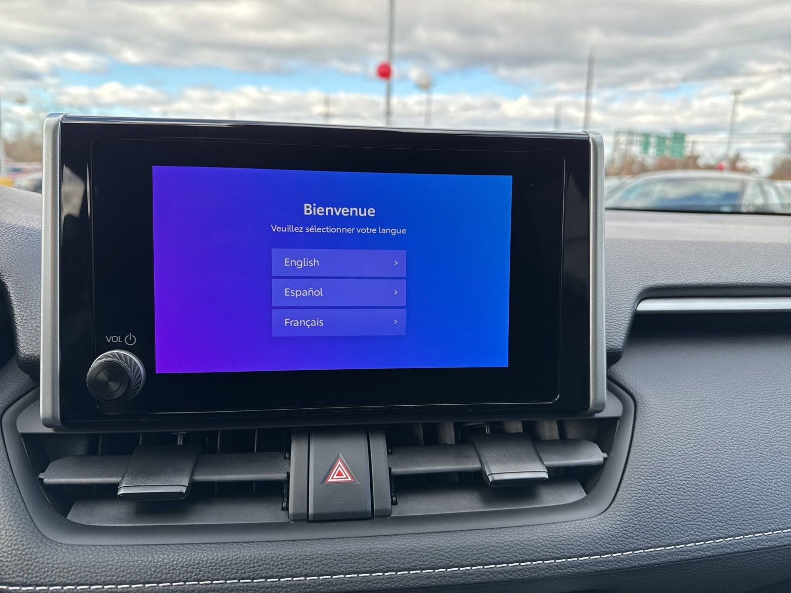 Thumbnail: 2023 Toyota RAV4 - 25