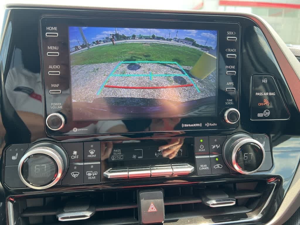 Thumbnail: 2022 Toyota Highlander - 5