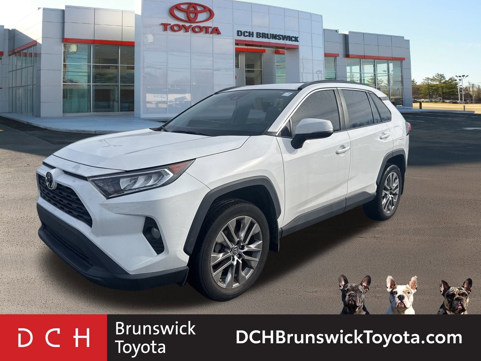 Thumbnail: 2019 Toyota RAV4 - 1