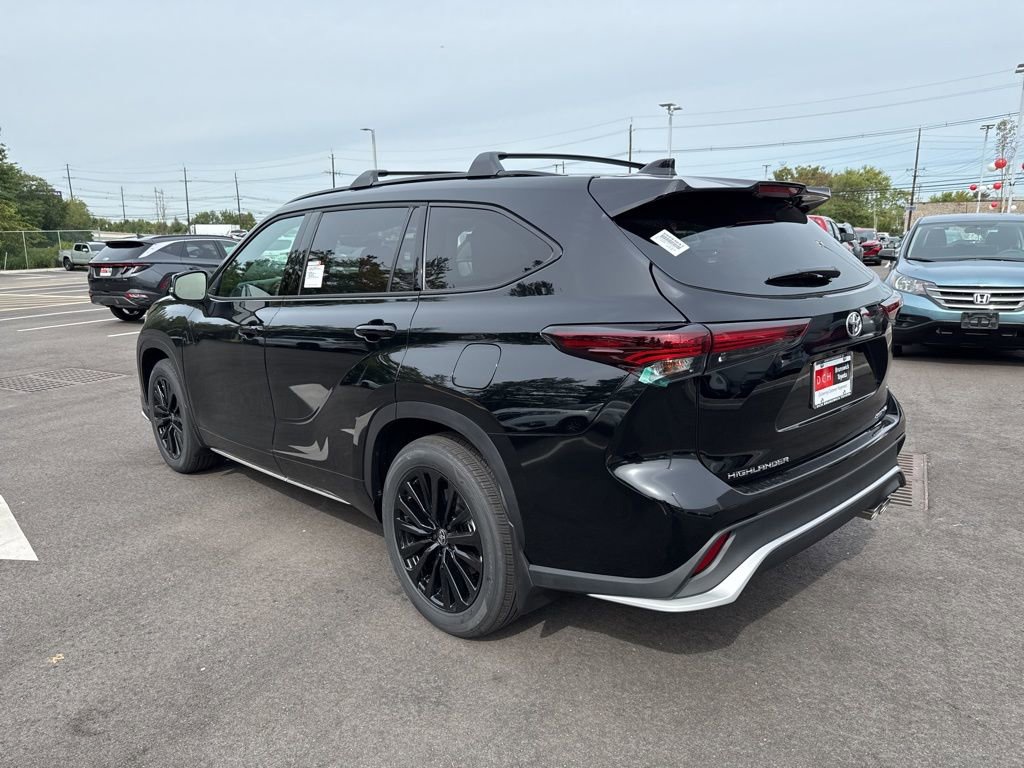 2025 Toyota Highlander XLE XSE Platinum Limited photo 4