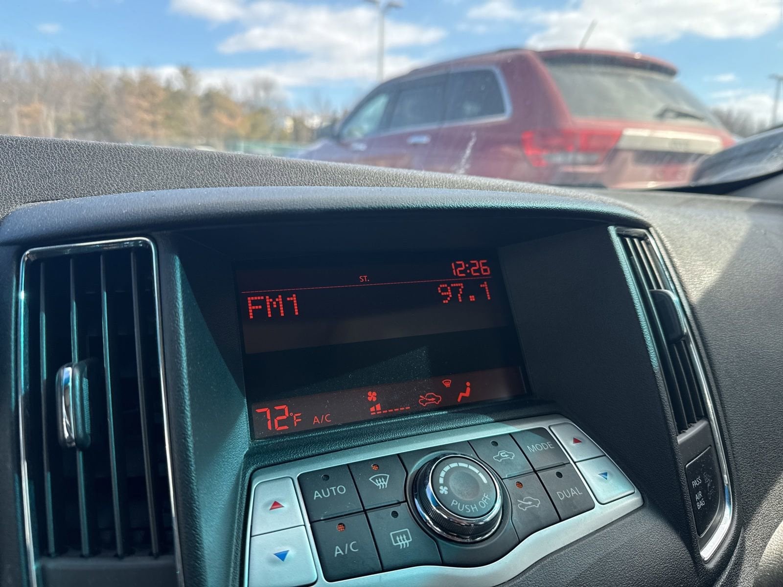 Thumbnail: 2011 Nissan Maxima - 24