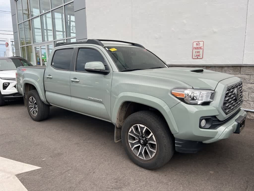 Thumbnail: 2022 Toyota Tacoma - 2