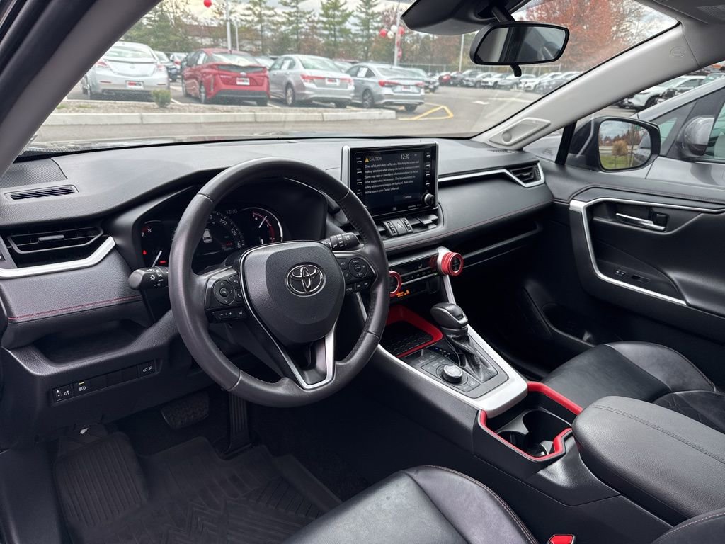 Thumbnail: 2020 Toyota RAV4 - 25