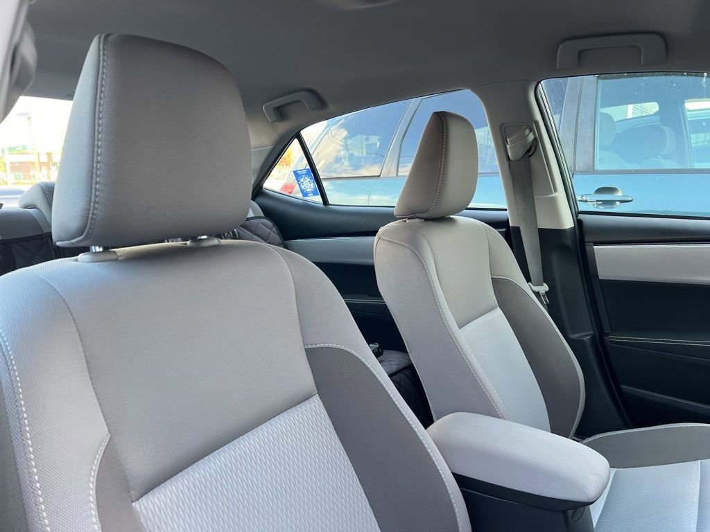 Thumbnail: 2018 Toyota Corolla - 16