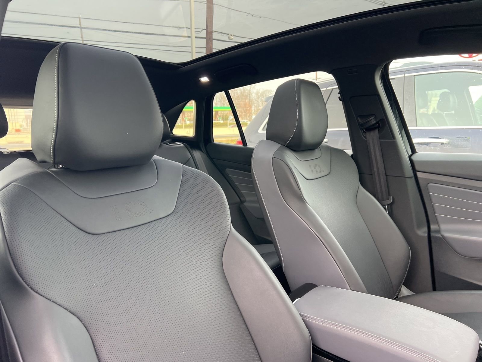 Thumbnail: 2023 Volkswagen ID.4 - 20