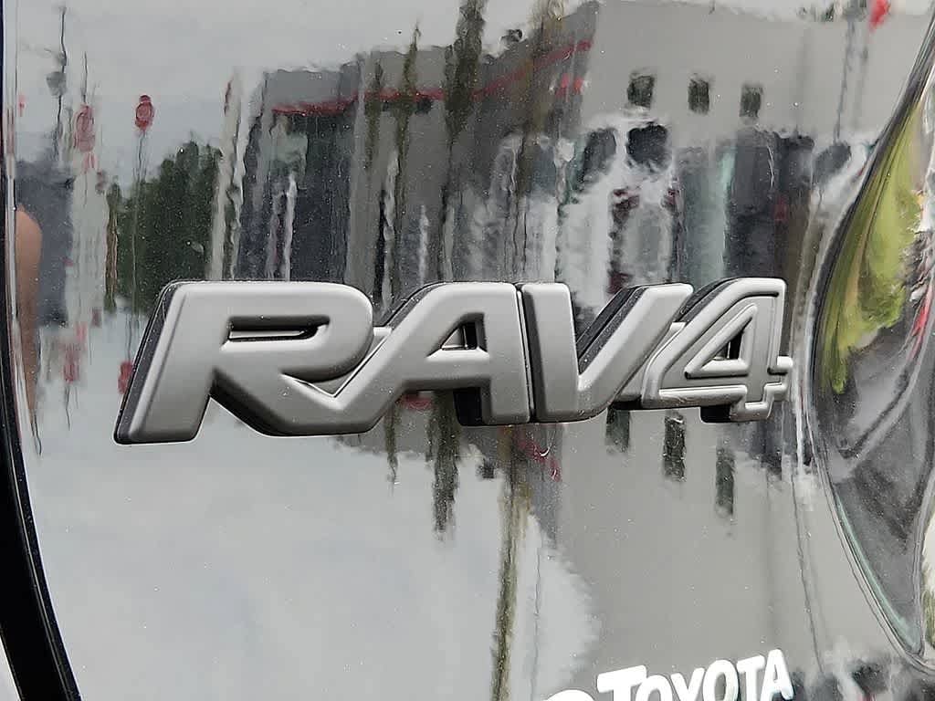 Thumbnail: 2025 Toyota RAV4 - 18