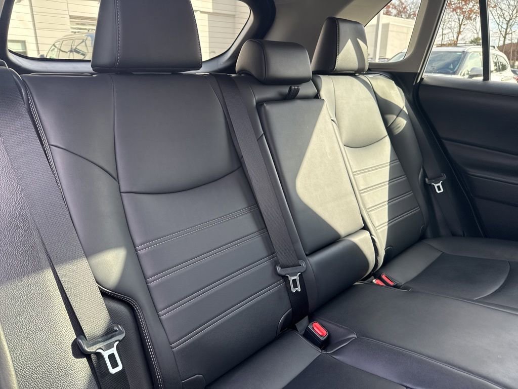 Thumbnail: 2020 Toyota RAV4 - 23