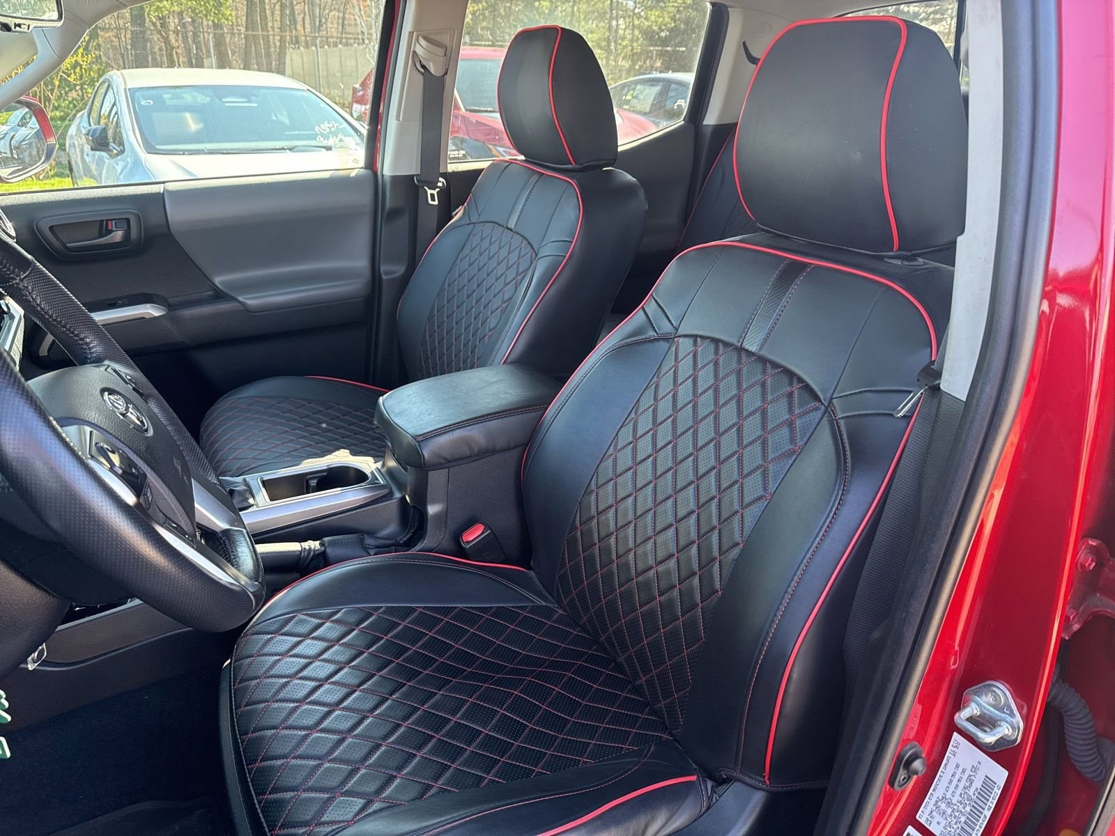 Thumbnail: 2021 Toyota Tacoma - 21