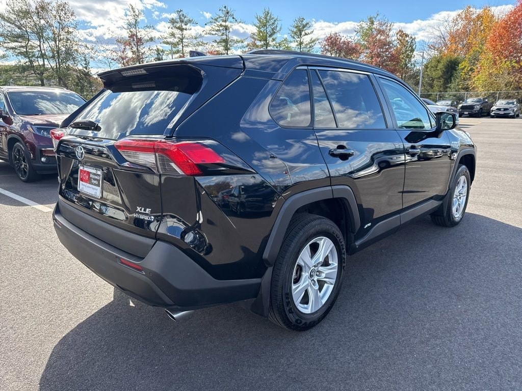 Thumbnail: 2019 Toyota RAV4 - 5