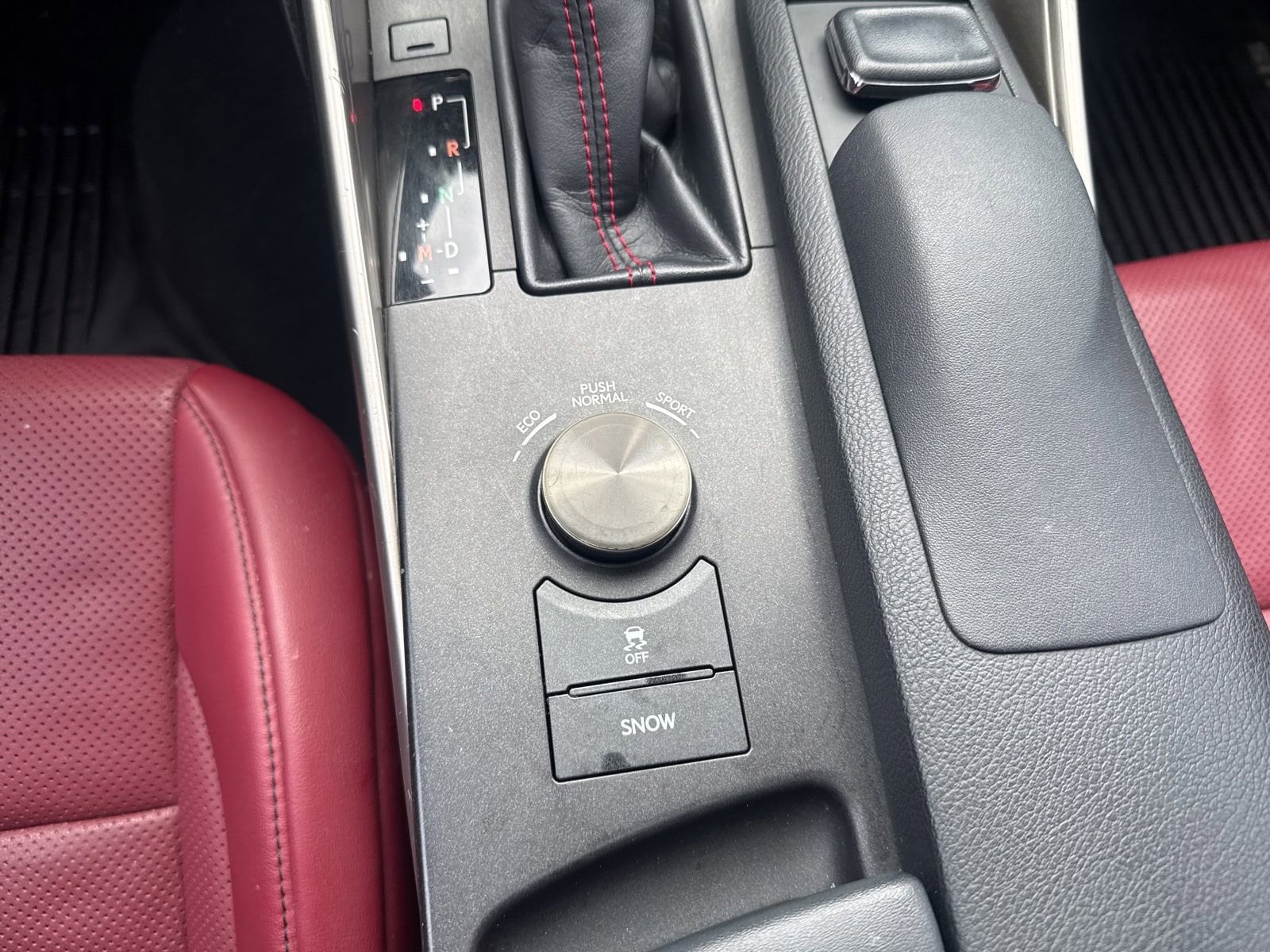 Thumbnail: 2016 Lexus IS - 35
