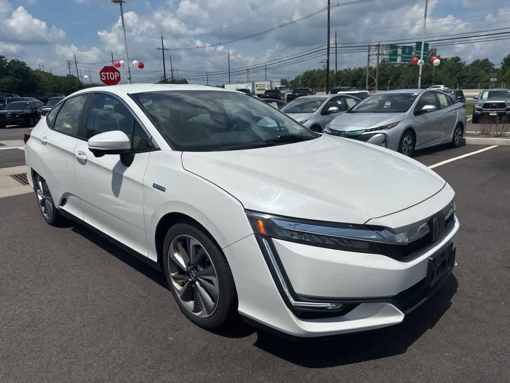 Thumbnail: 2018 Honda Clarity - 2