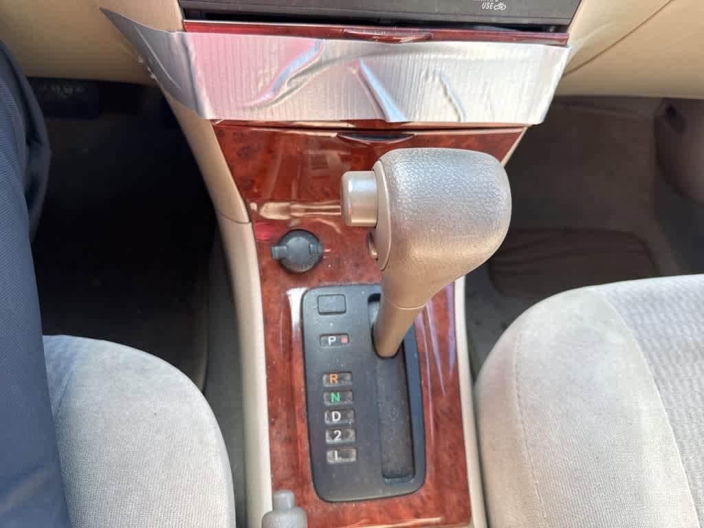 Thumbnail: 2005 Toyota Corolla - 25