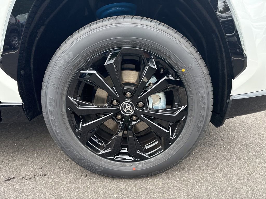 Thumbnail: 2025 Toyota RAV4 - 9