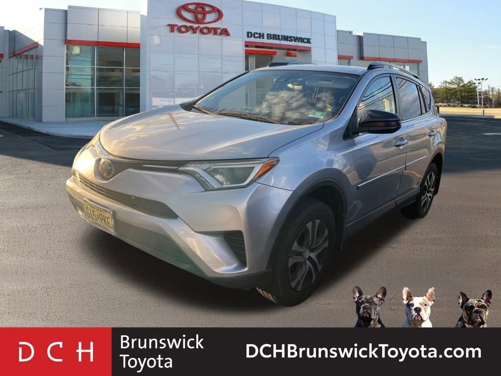 Used 2018 Toyota RAV4 LE SUV