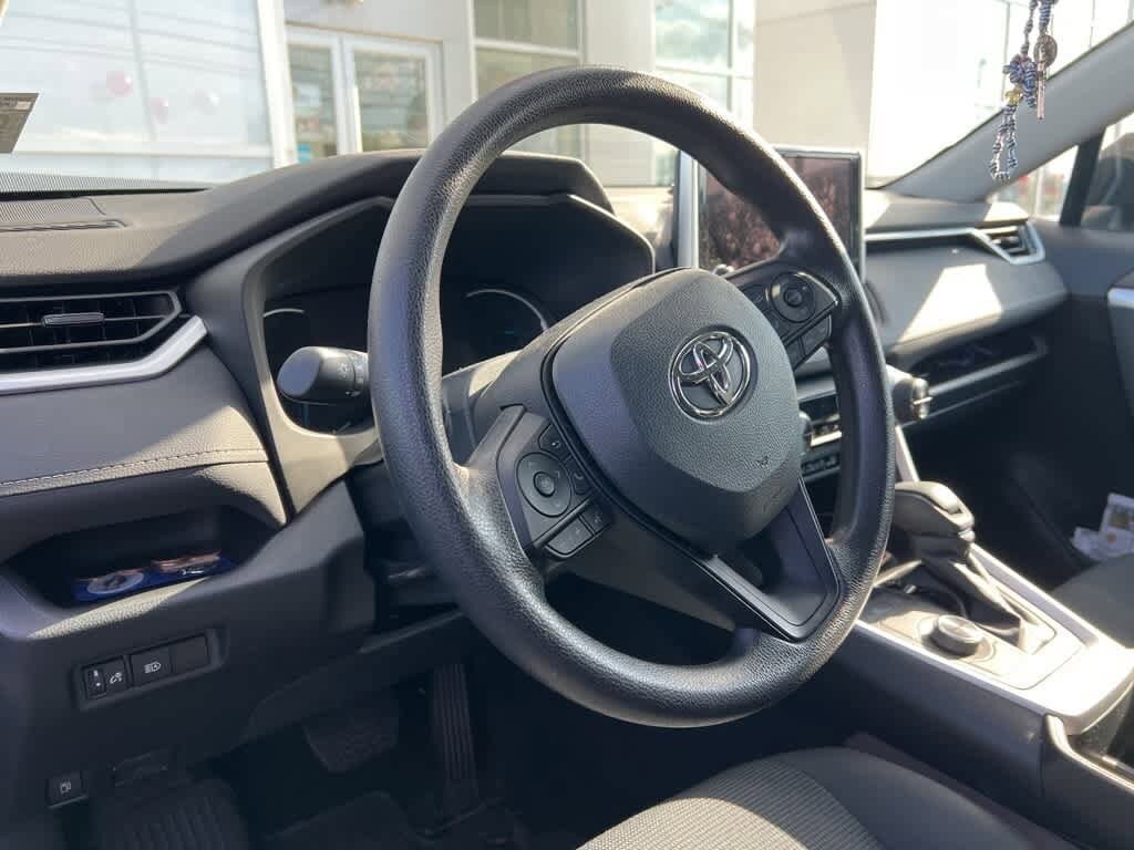 Thumbnail: 2023 Toyota RAV4 - 13