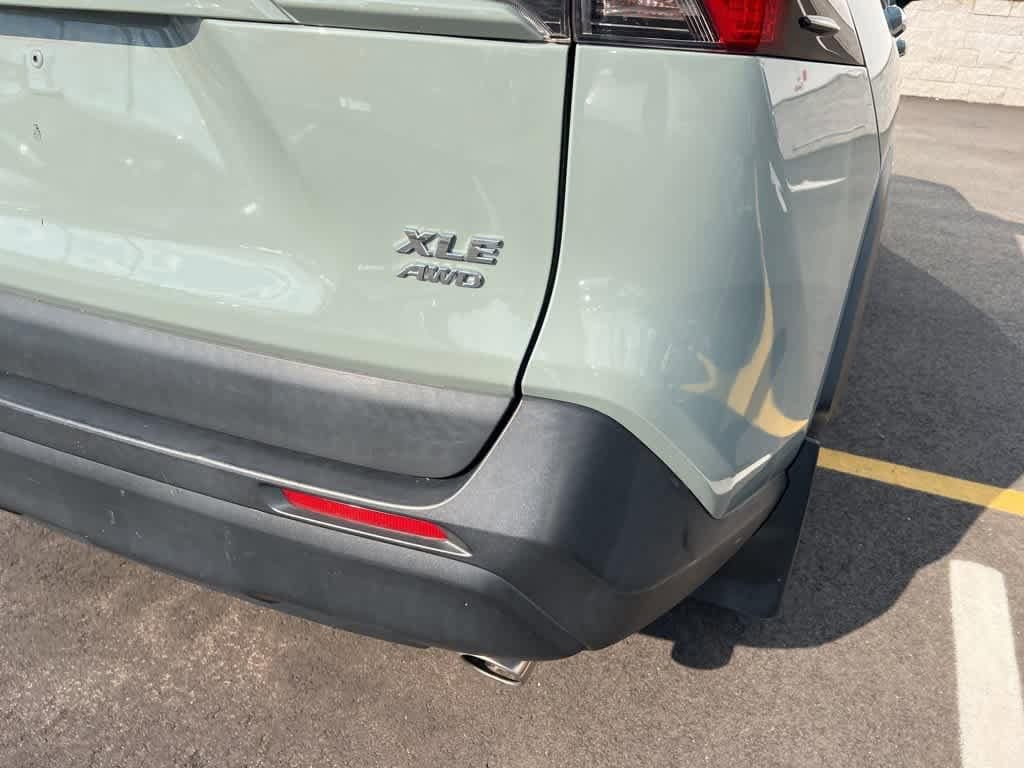 Thumbnail: 2019 Toyota RAV4 - 25