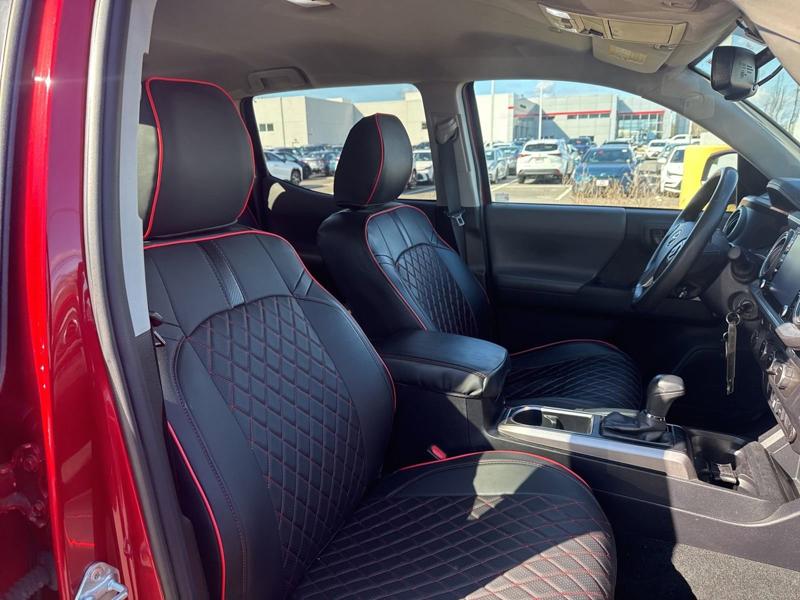 Thumbnail: 2021 Toyota Tacoma - 24