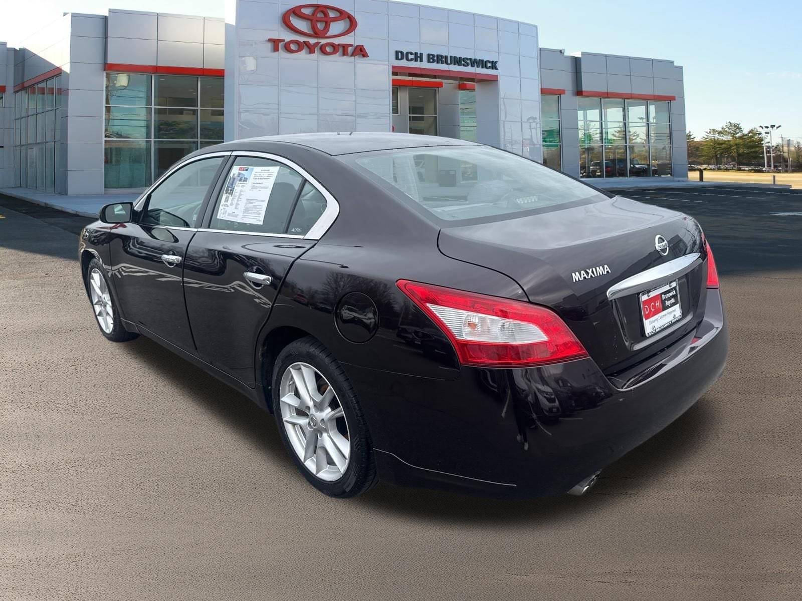 Thumbnail: 2011 Nissan Maxima - 13