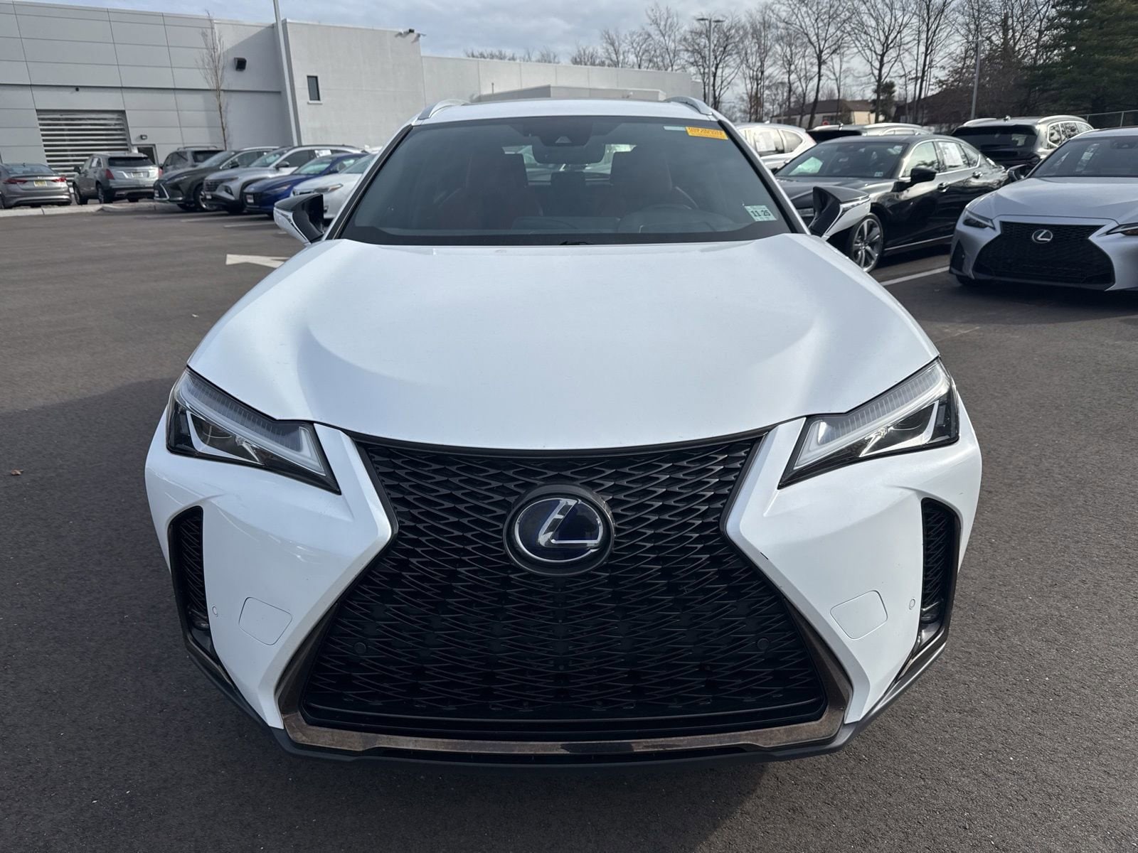 Thumbnail: 2020 Lexus UX - 2