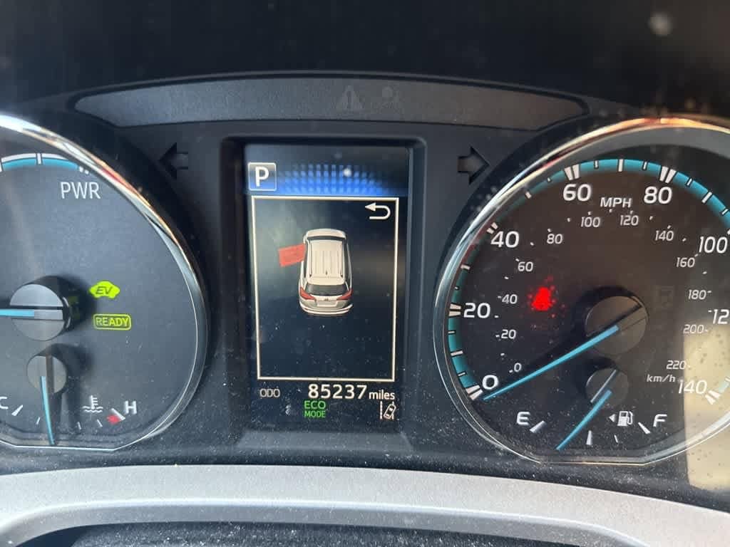 Thumbnail: 2018 Toyota RAV4 - 19