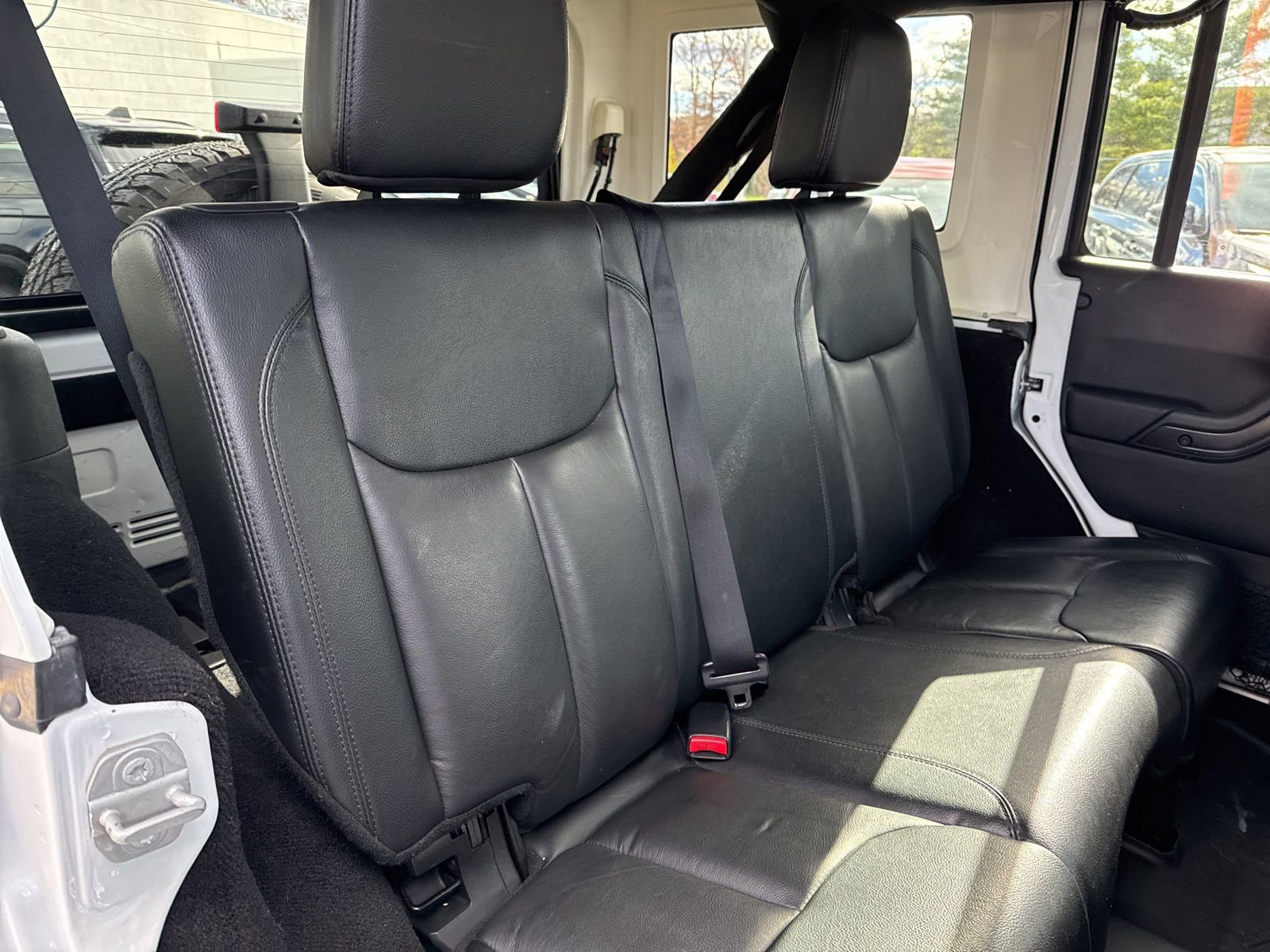 Thumbnail: 2017 Jeep Wrangler - 22