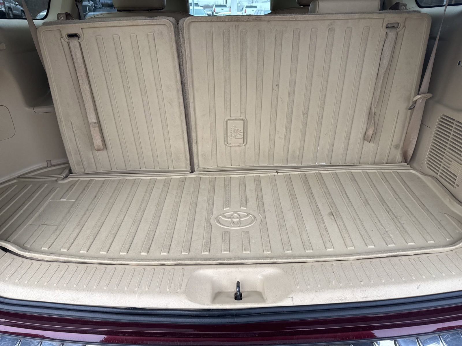 Thumbnail: 2019 Toyota Highlander - 17