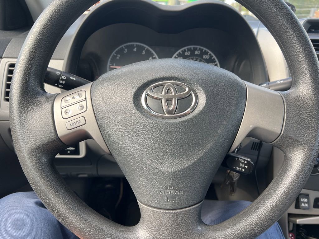 Thumbnail: 2013 Toyota Corolla - 20