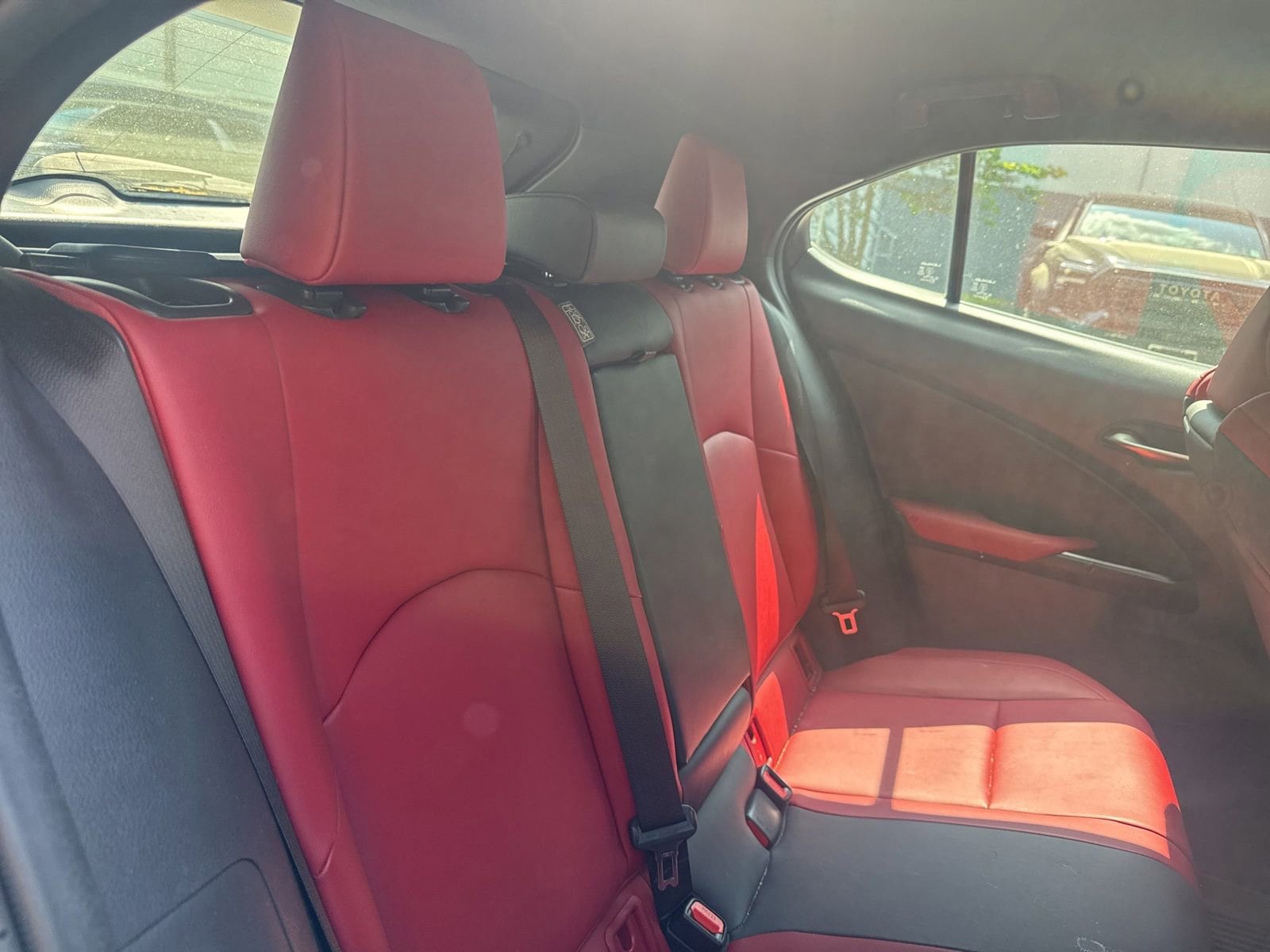 Thumbnail: 2019 Lexus UX - 25