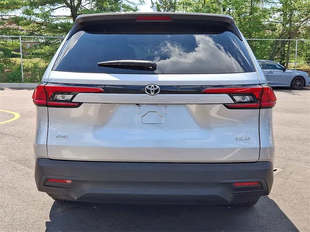 Thumbnail: 2024 Toyota Grand Highlander - 5